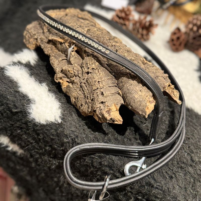 black leather dog lead with clear crystal studs 